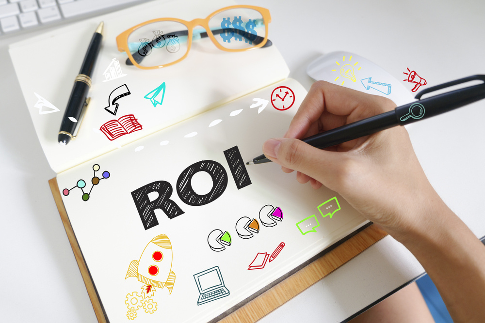 Social Media ROI: 7 Ways Expert Social Media Management Crushes Amateur Efforts